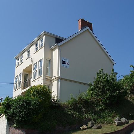 Fern Villa B&B Fishguard Bagian luar foto