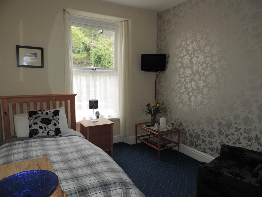 Fern Villa B&B Fishguard Ruang foto