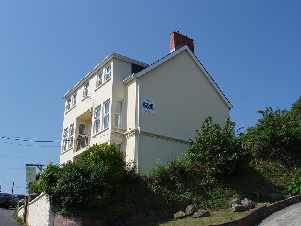 Fern Villa B&B Fishguard Bagian luar foto